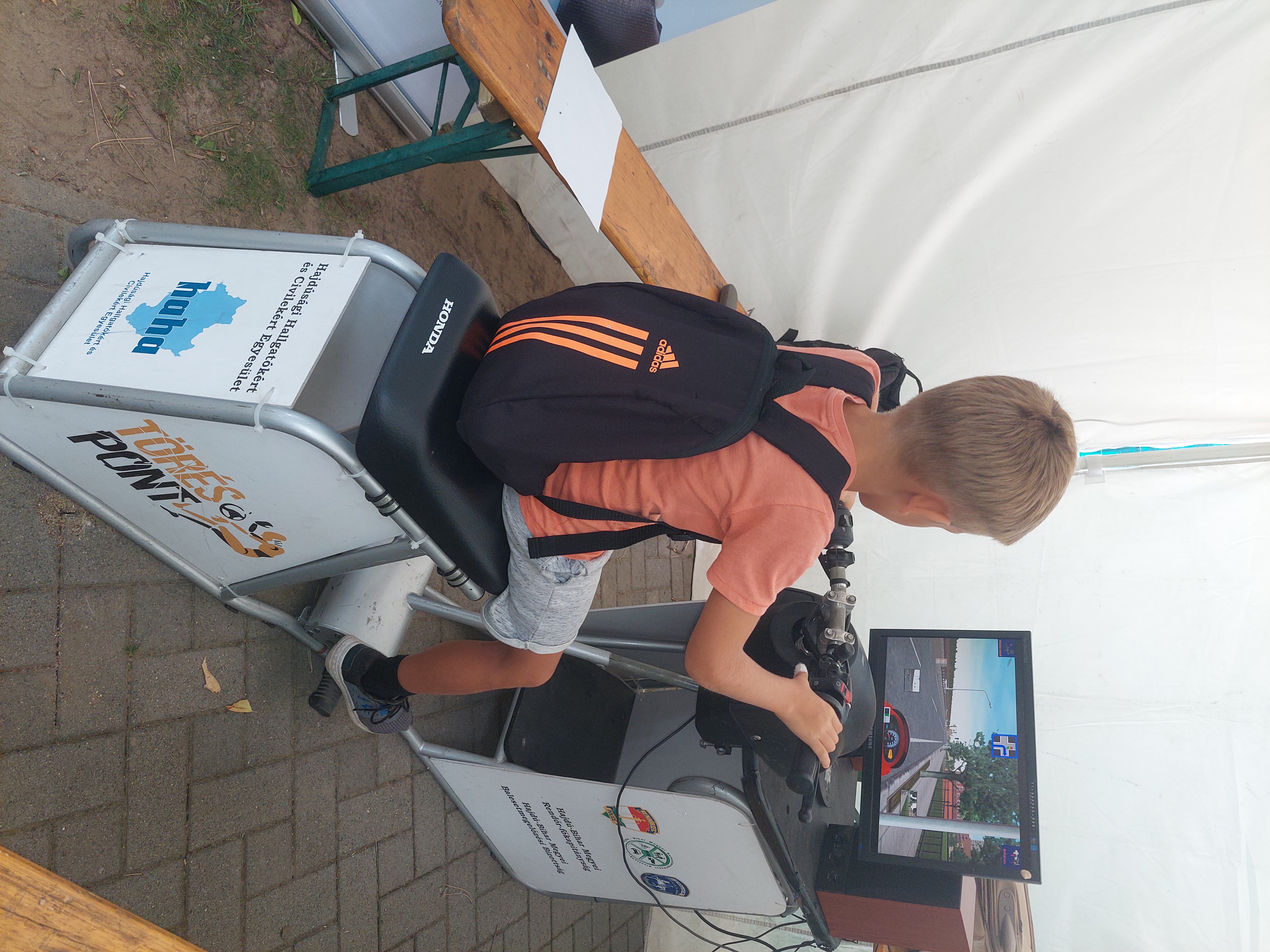 Motoros szimulátor gyakorlat