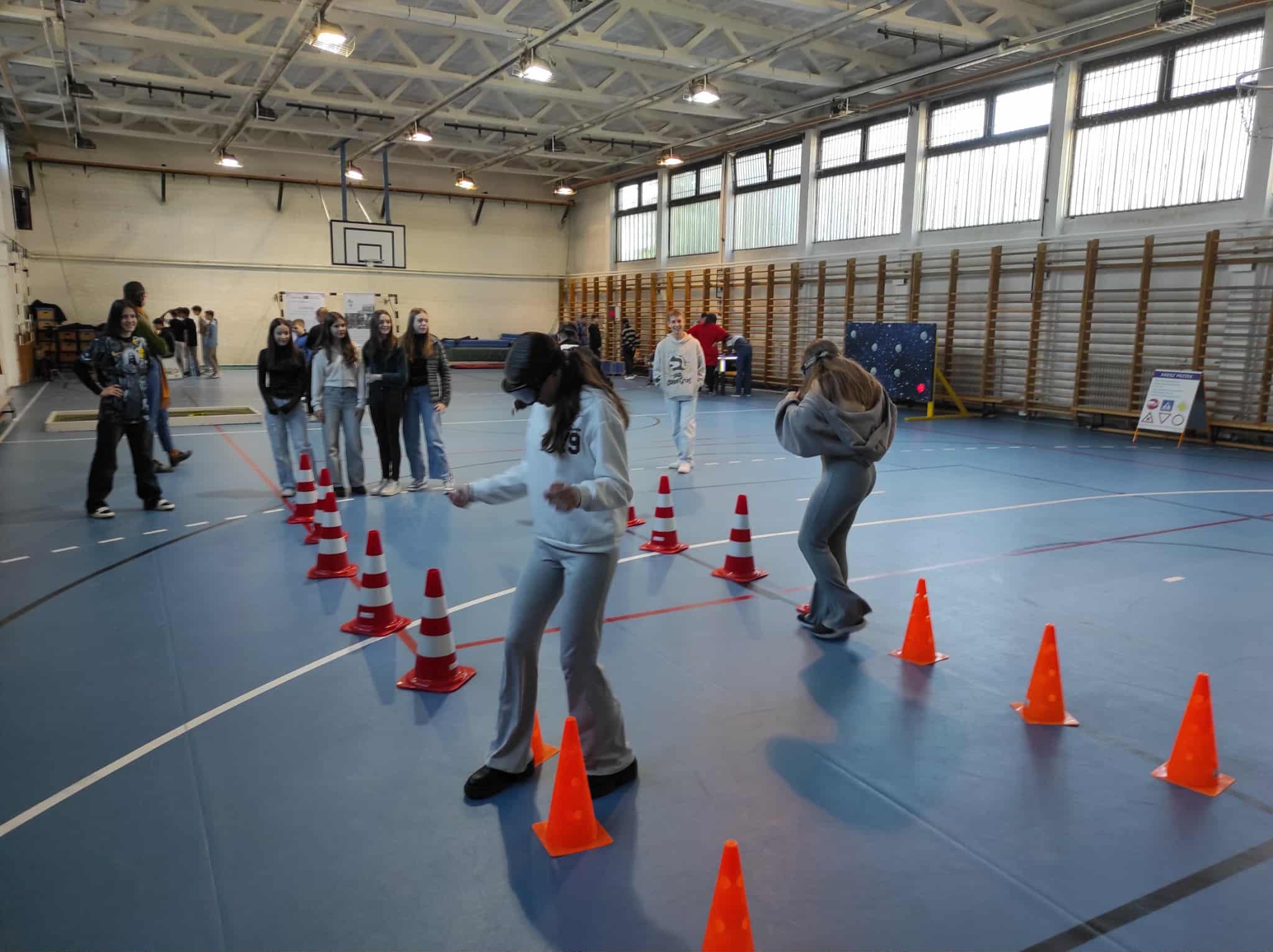 Ügyességi pálya részeg szemüveggel